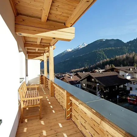 Holiday Residenz Tuxertal 4 Apartment