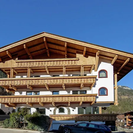 Апартаменты Holiday Residenz Tuxertal 4